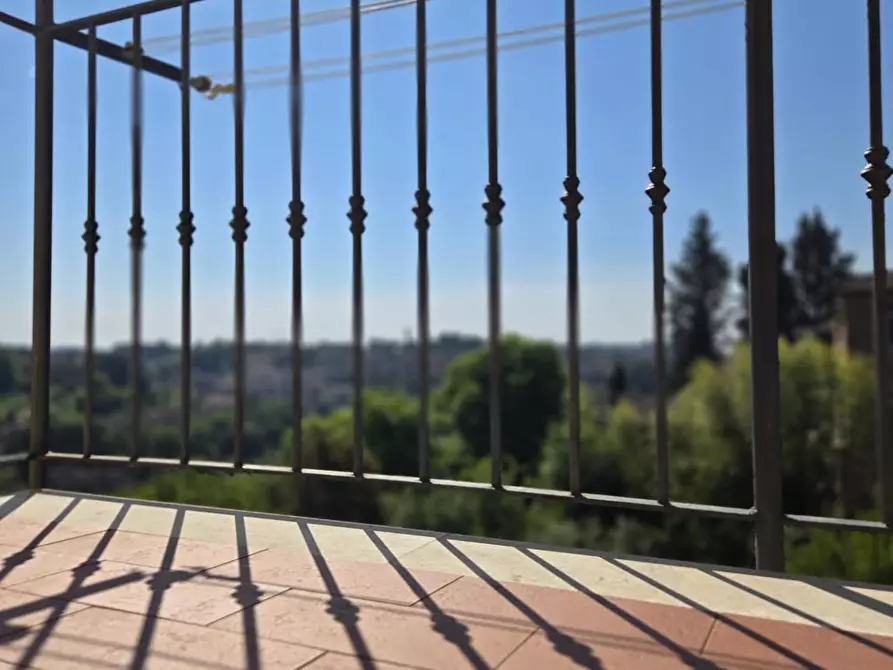 Immagine 28 di Appartamento in vendita  a Siena