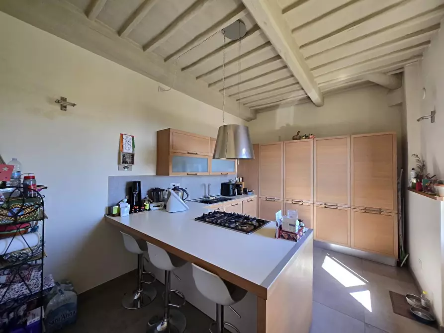 Immagine 1 di Appartamento in vendita  a Siena