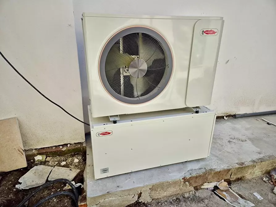 Immagine 28 di Appartamento in vendita  a Pisa