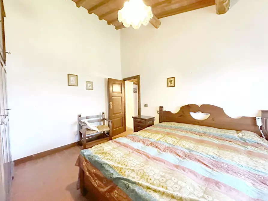 Immagine 15 di Rustico / casale in vendita  a Uzzano