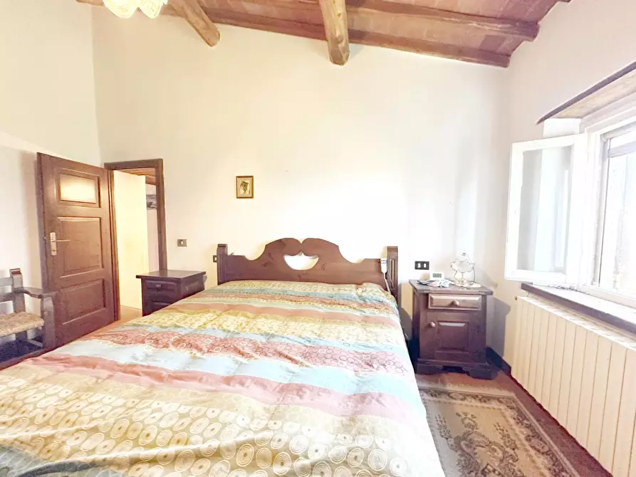 Immagine 14 di Rustico / casale in vendita  a Uzzano