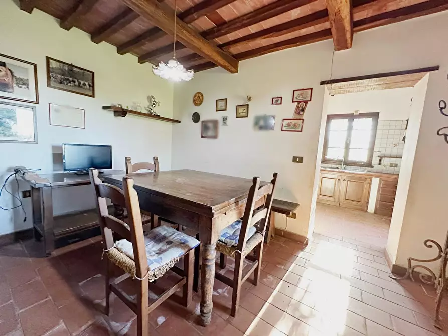 Immagine 10 di Rustico / casale in vendita  a Uzzano