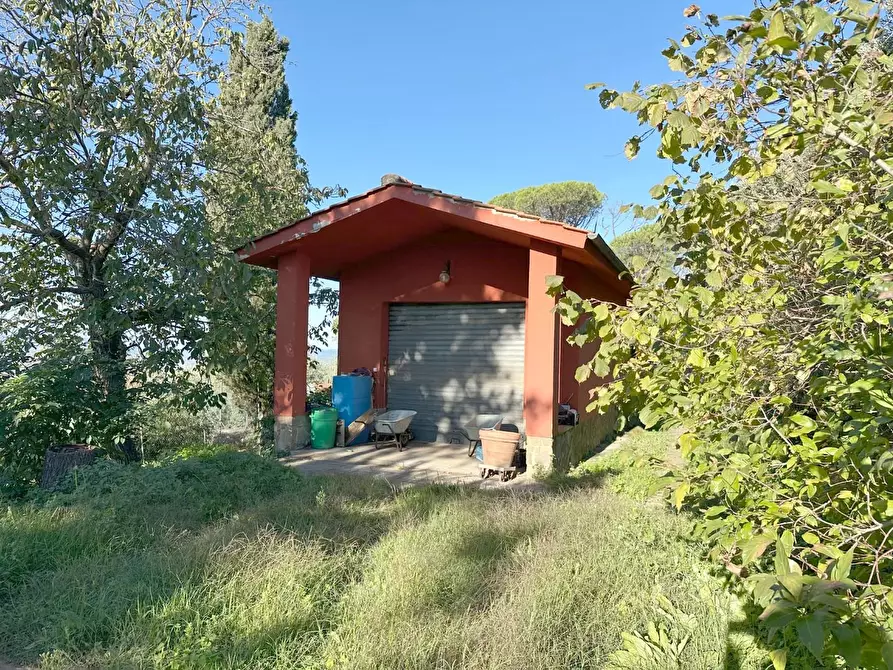 Immagine 21 di Rustico / casale in vendita  a Uzzano