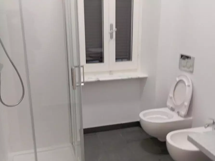 Immagine 4 di Appartamento in affitto  a Carrara