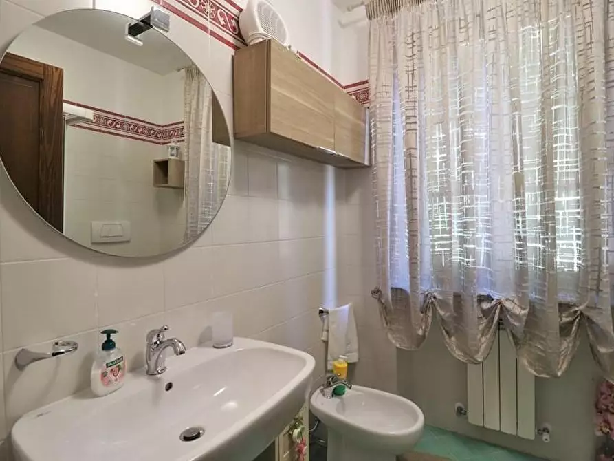 Immagine 9 di Terratetto in vendita  a Vecchiano