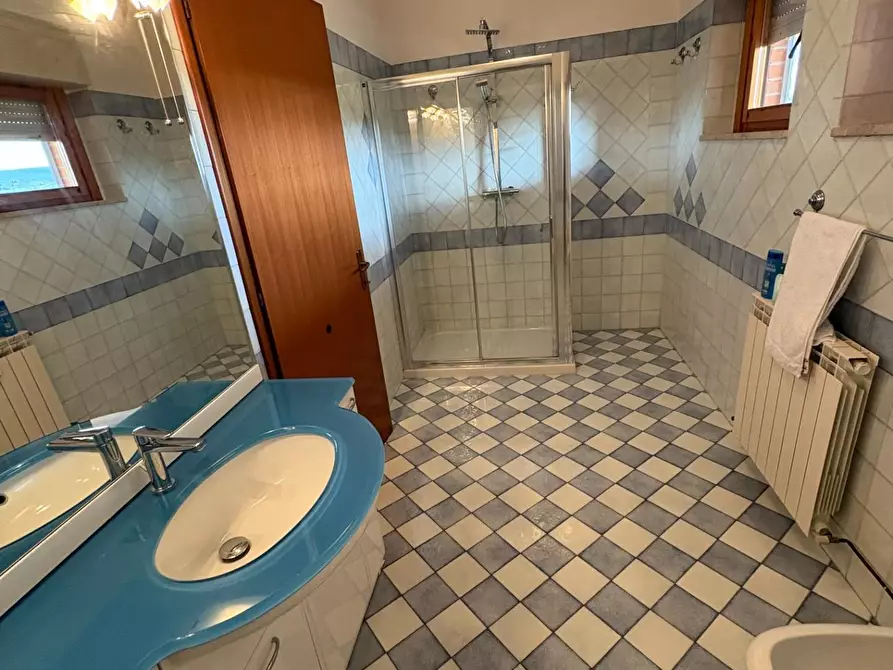 Immagine 11 di Appartamento in vendita  a Monteriggioni