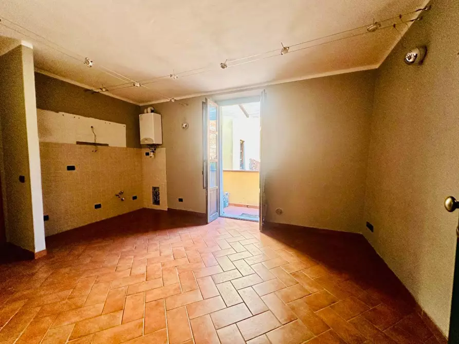 Immagine 10 di Appartamento in vendita  a Cascina