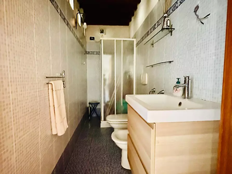 Immagine 24 di Appartamento in vendita  a Cascina