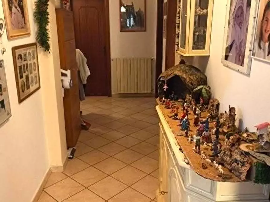 Immagine 10 di Casa bifamiliare in vendita  a Massa