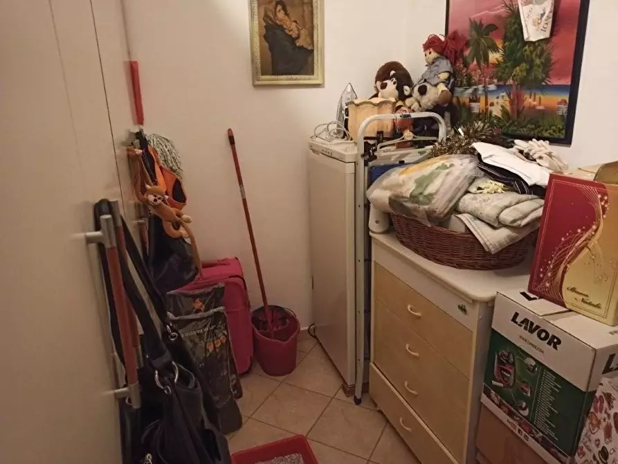 Immagine 17 di Casa bifamiliare in vendita  a Massa