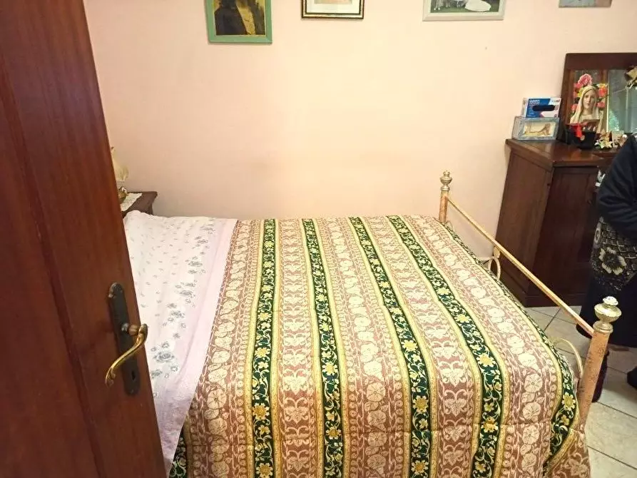 Immagine 13 di Casa bifamiliare in vendita  a Massa