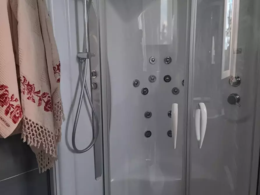 Immagine 5 di Appartamento in vendita  a Cascina