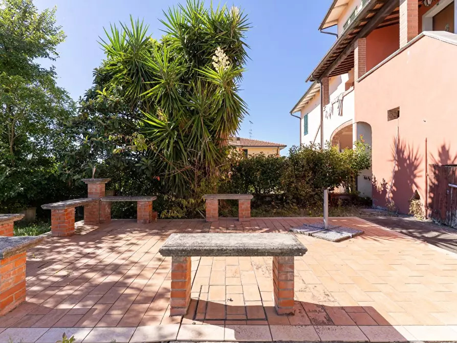 Immagine 39 di Appartamento in vendita  a Cerreto Guidi