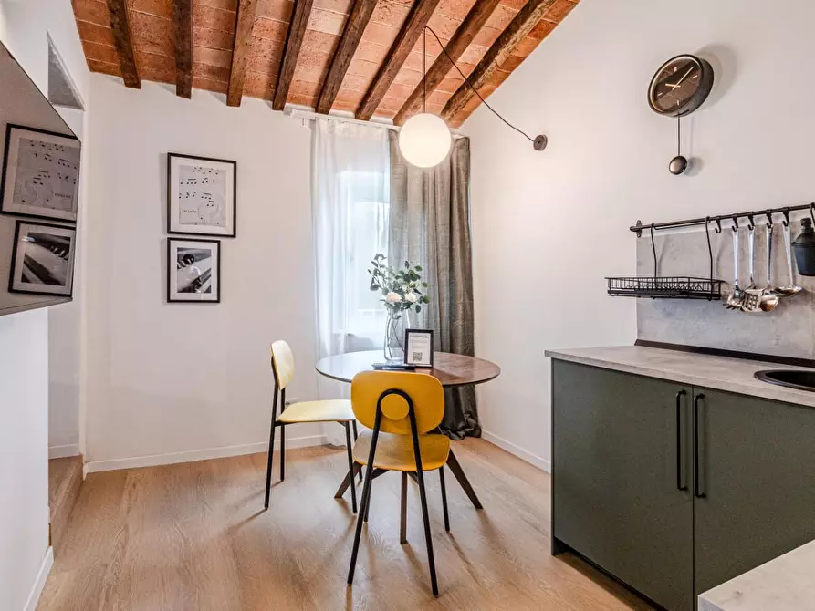 Immagine 4 di Appartamento in vendita  a Lajatico