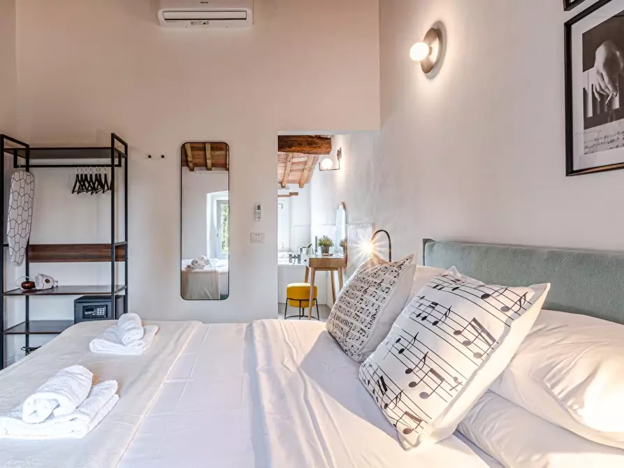 Immagine 20 di Appartamento in vendita  a Lajatico