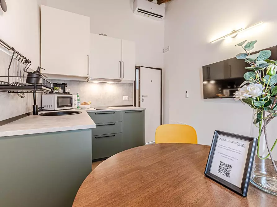 Immagine 8 di Appartamento in vendita  a Lajatico