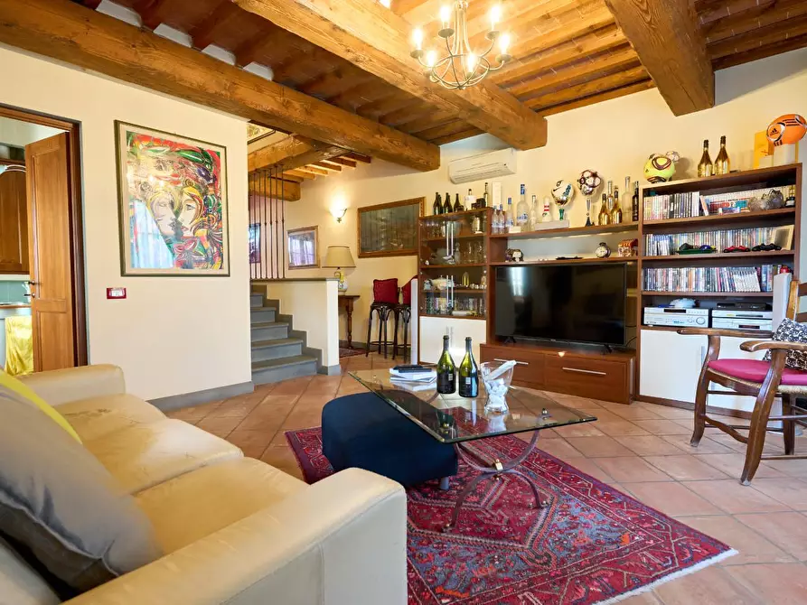 Immagine 3 di Rustico / casale in vendita  a Vinci