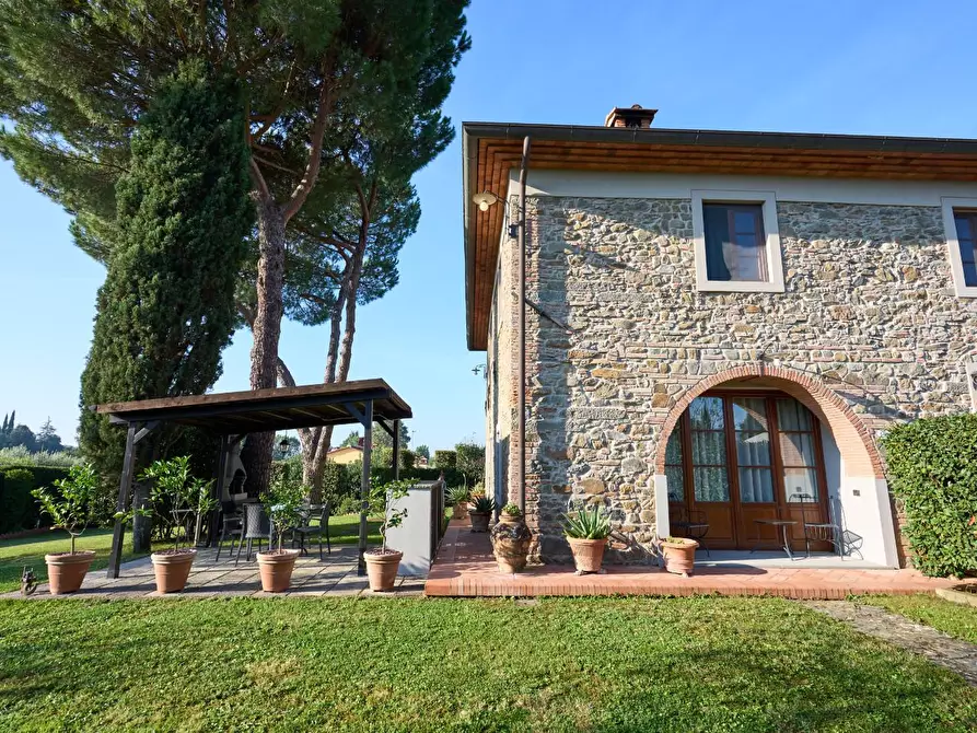 Immagine 19 di Rustico / casale in vendita  a Vinci