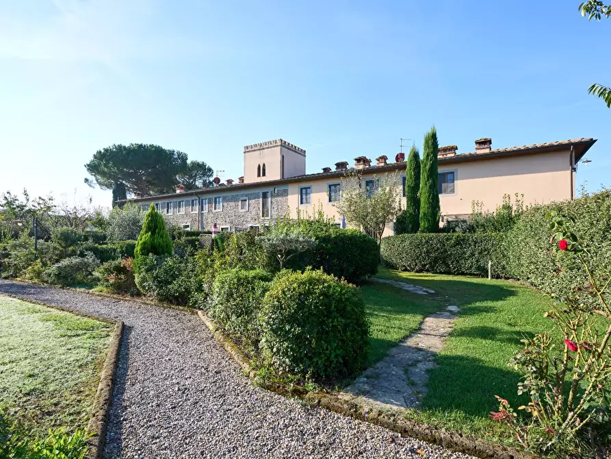 Immagine 22 di Rustico / casale in vendita  a Vinci