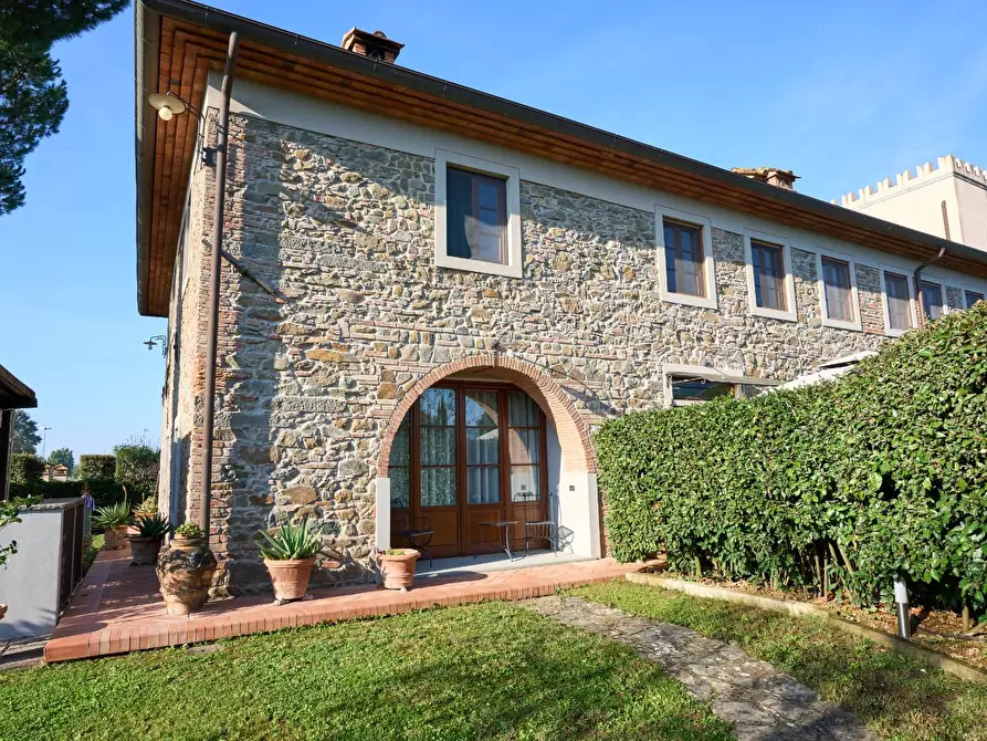 Immagine 20 di Rustico / casale in vendita  a Vinci