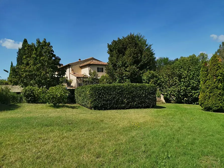 Immagine 50 di Casa colonica in vendita  a Poggibonsi