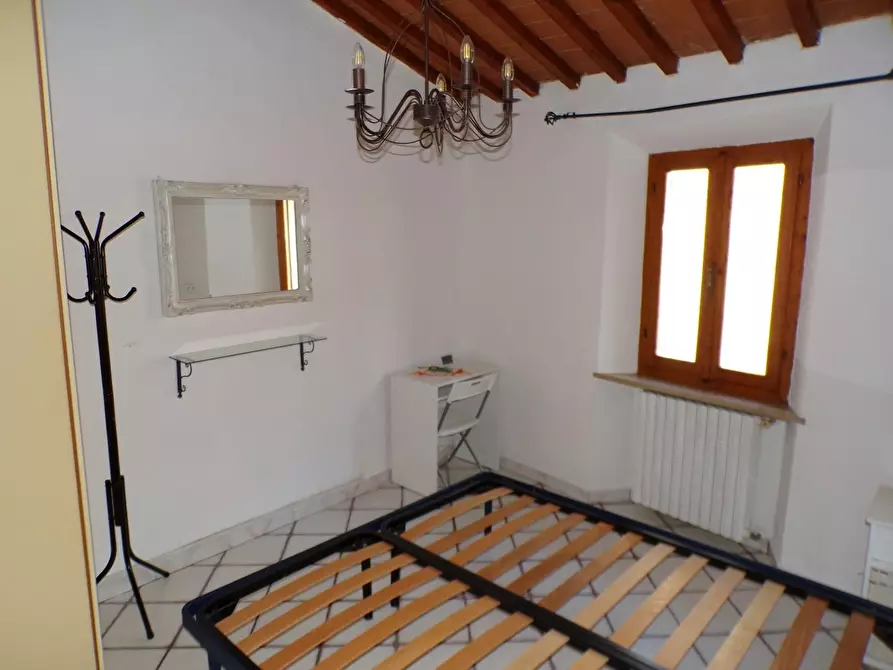 Immagine 6 di Terratetto in affitto  a Calci