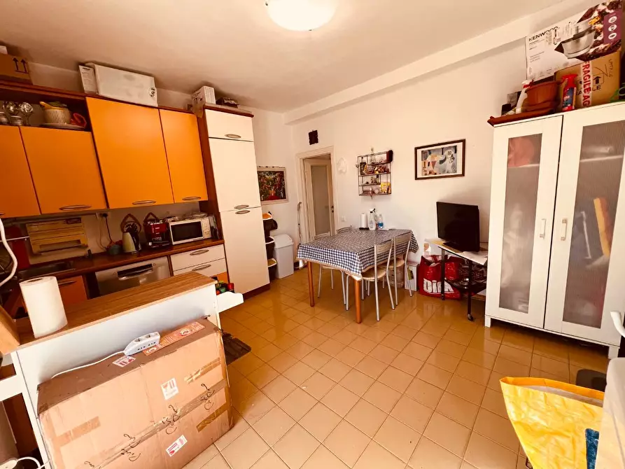 Immagine 1 di Appartamento in vendita  a Cecina