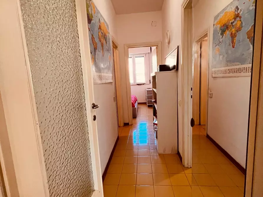 Immagine 5 di Appartamento in vendita  a Cecina