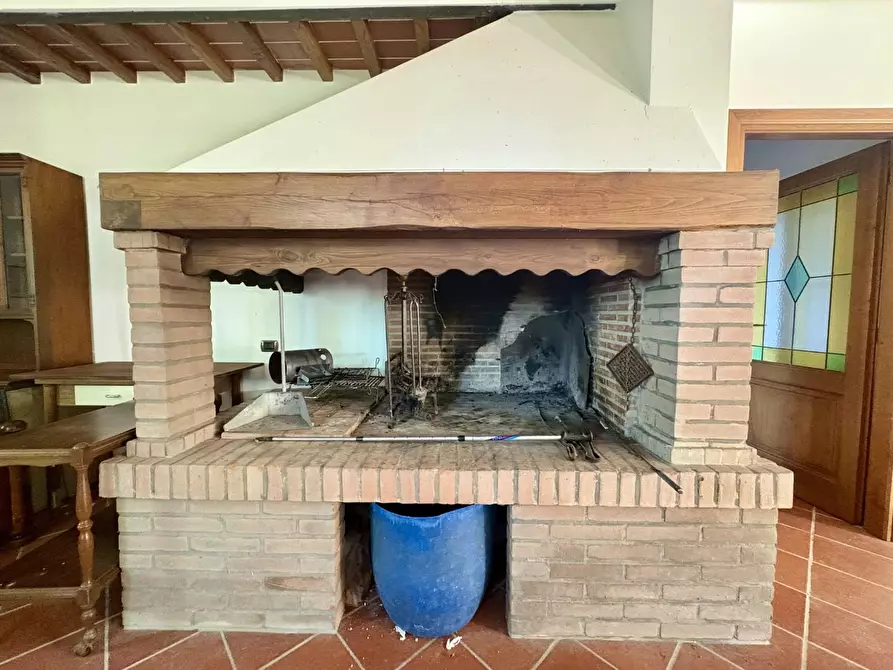 Immagine 15 di Villa in vendita  a Montaione