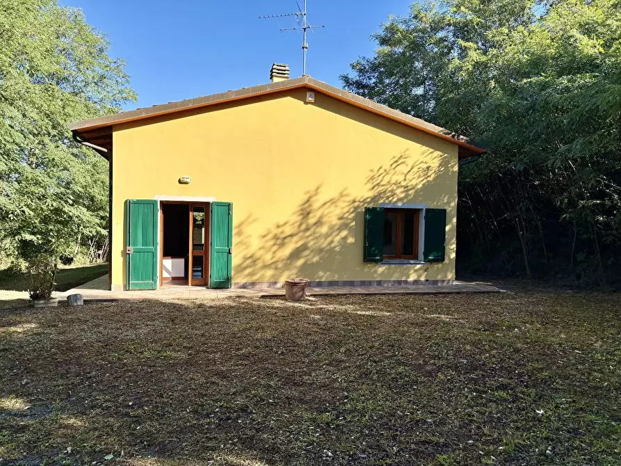 Immagine 1 di Villa in vendita  a Montaione