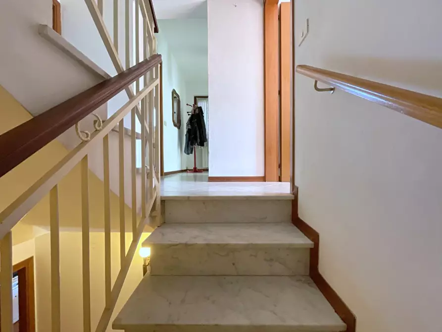 Immagine 15 di Casa trifamiliare in vendita  a Massarosa