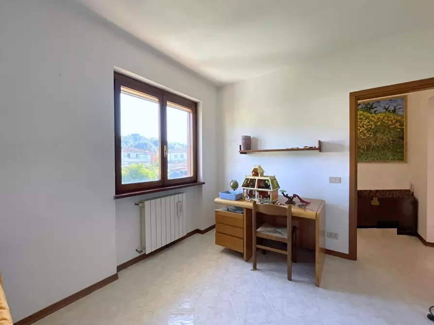 Immagine 22 di Casa trifamiliare in vendita  a Massarosa