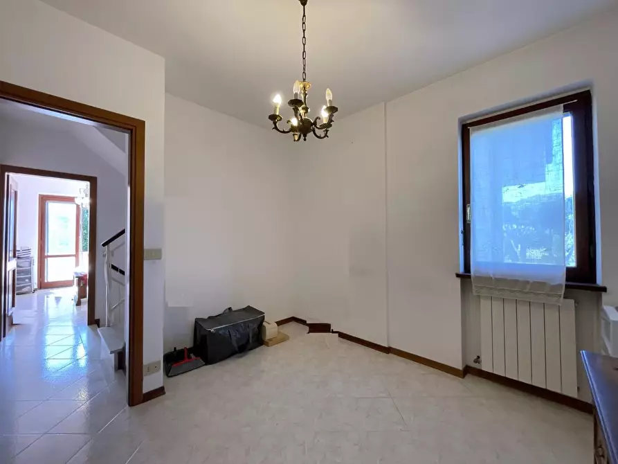 Immagine 18 di Casa trifamiliare in vendita  a Massarosa
