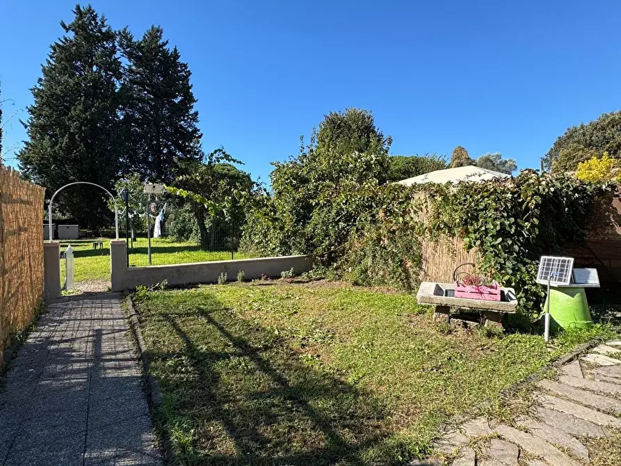 Immagine 21 di Terratetto in vendita  a Cascina