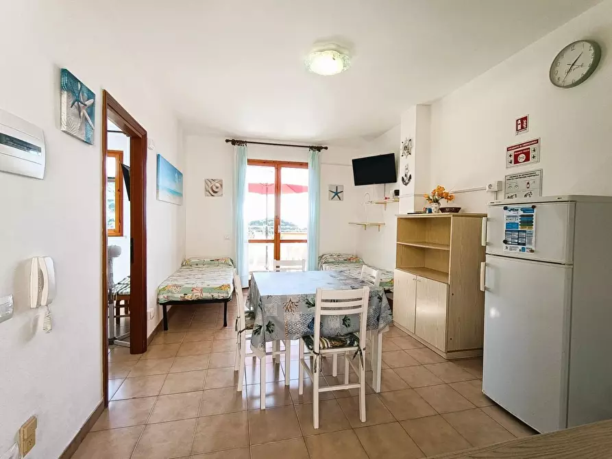 Immagine 24 di Appartamento in vendita  a Capoliveri