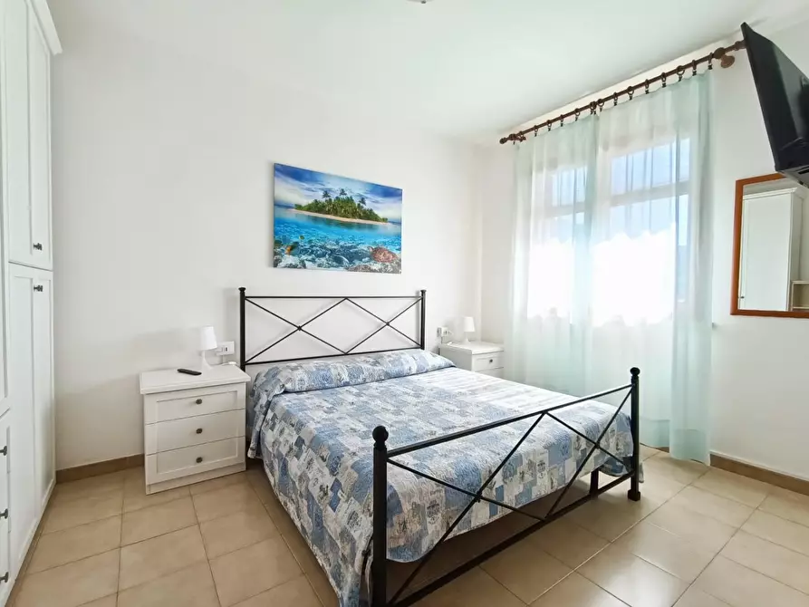 Immagine 31 di Appartamento in vendita  a Capoliveri