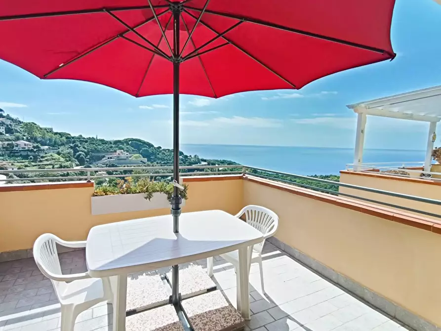 Immagine 1 di Appartamento in vendita  a Capoliveri