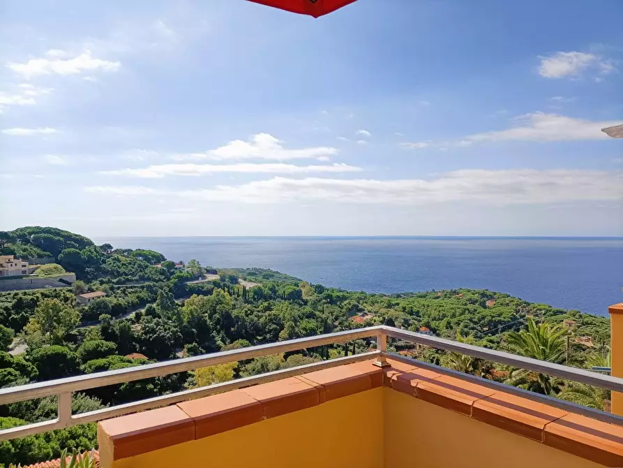 Immagine 15 di Appartamento in vendita  a Capoliveri