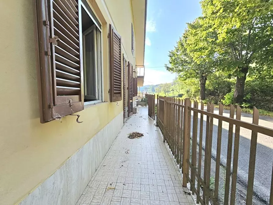 Immagine 1 di Appartamento in vendita  a Montecatini Terme