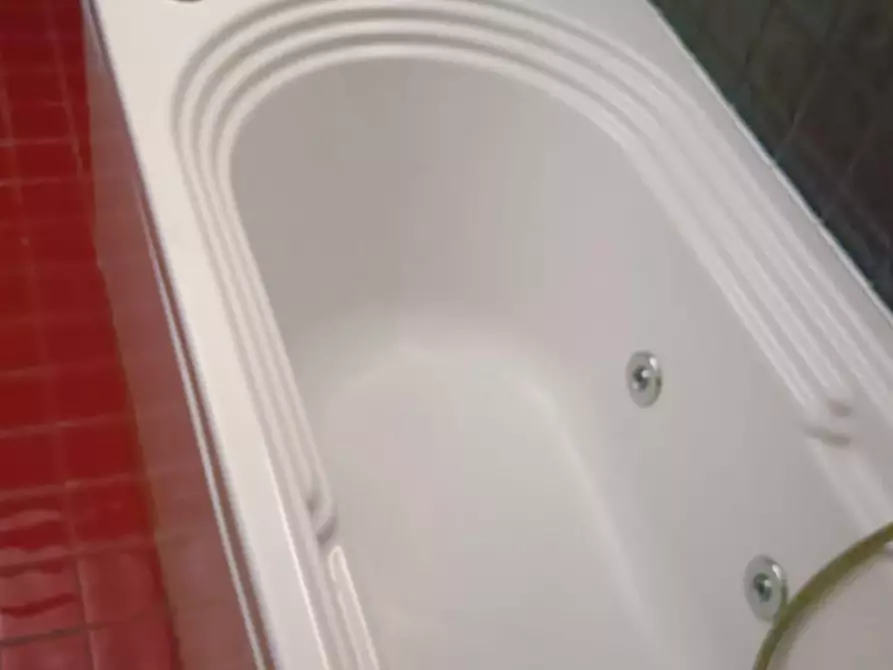 Immagine 17 di Appartamento in affitto  a Livorno