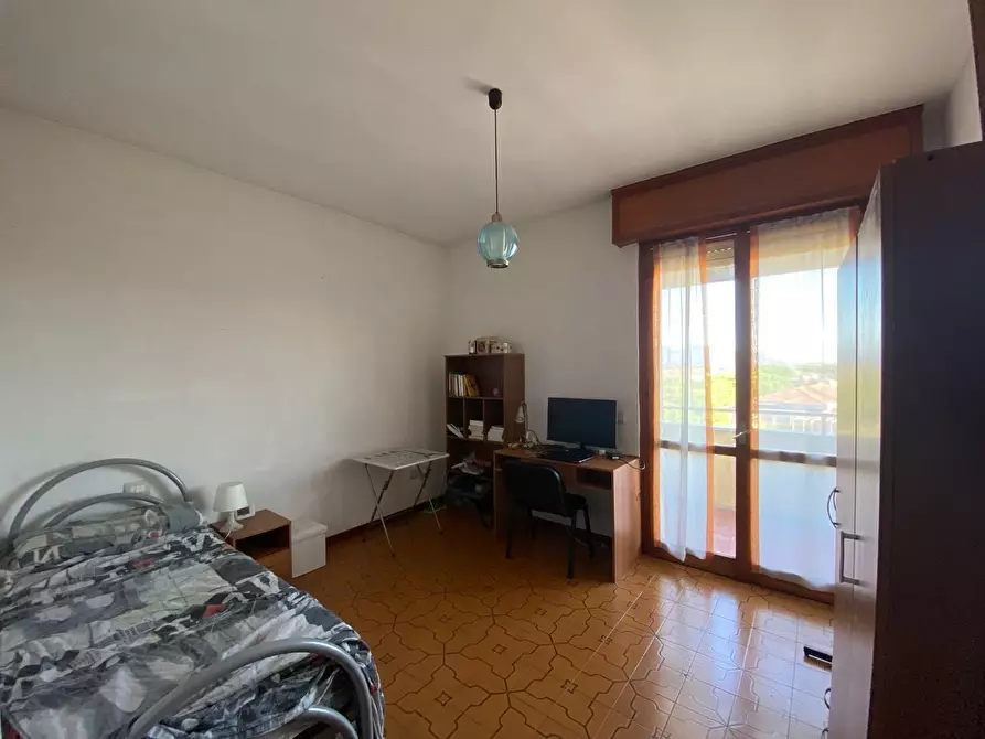 Immagine 10 di Appartamento in vendita  a Pisa