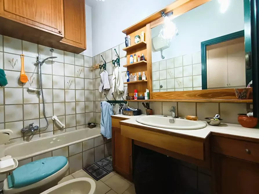 Immagine 13 di Appartamento in vendita  a Pisa