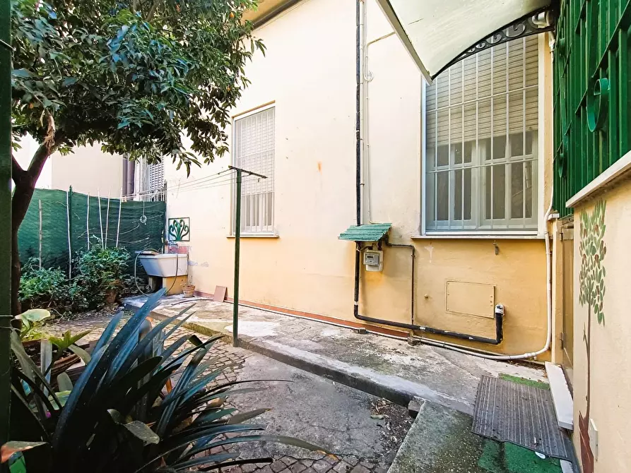 Immagine 16 di Appartamento in vendita  a Pisa