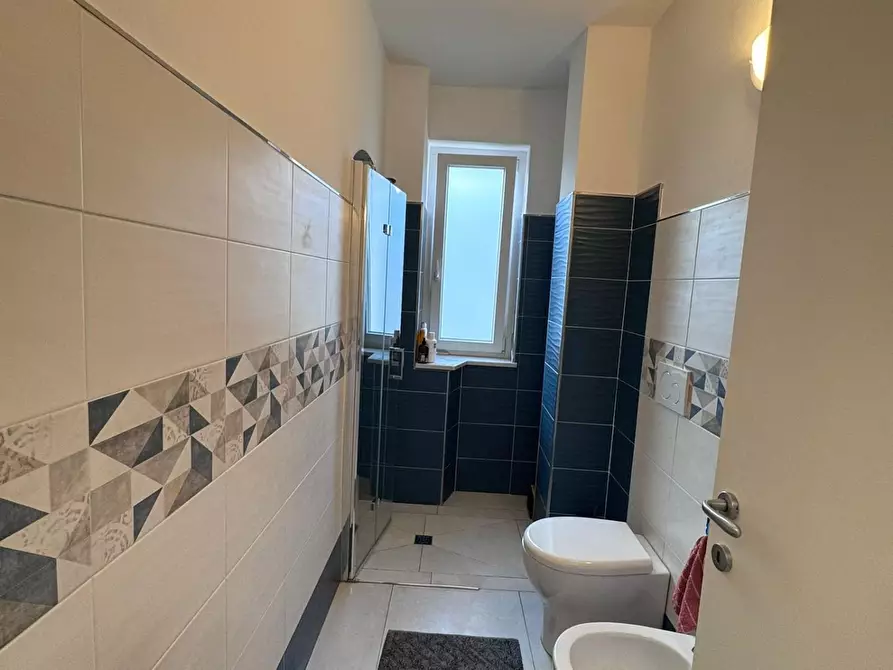 Immagine 23 di Appartamento in vendita  a Carrara