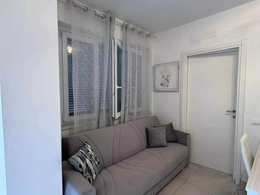 Immagine 20 di Appartamento in vendita  a Carrara