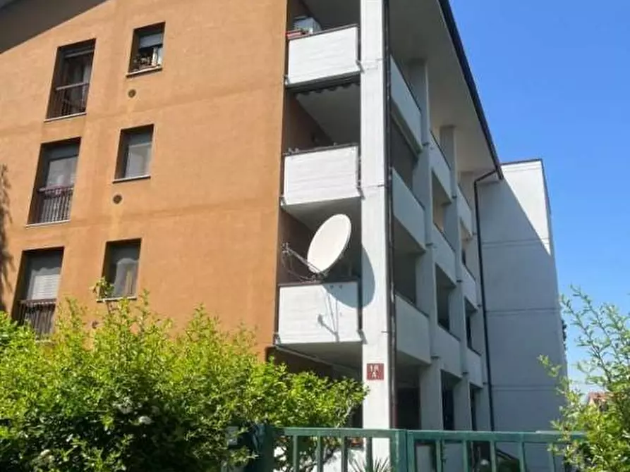 Immagine 2 di Appartamento in vendita  a Vizzolo Predabissi