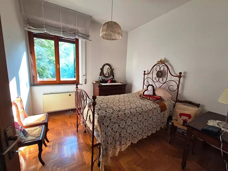 Immagine 7 di Appartamento in vendita  a Siena