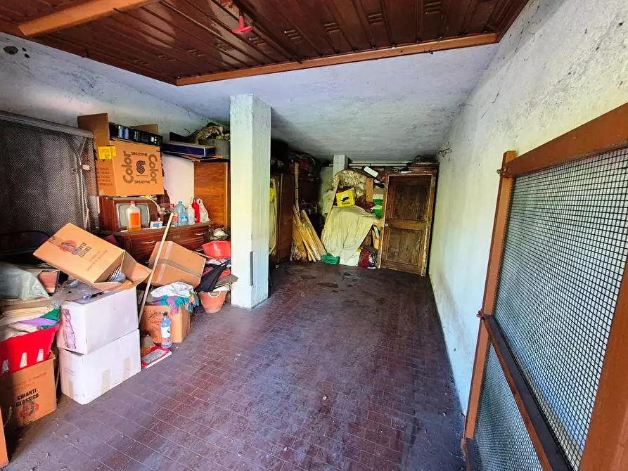 Immagine 14 di Appartamento in vendita  a Siena