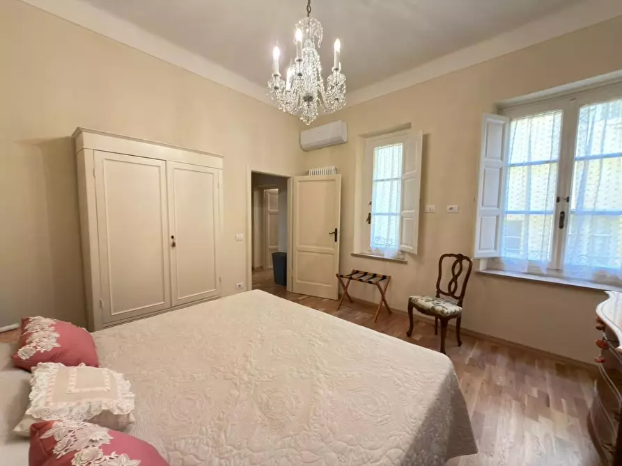 Immagine 20 di Appartamento in affitto  a Lucca