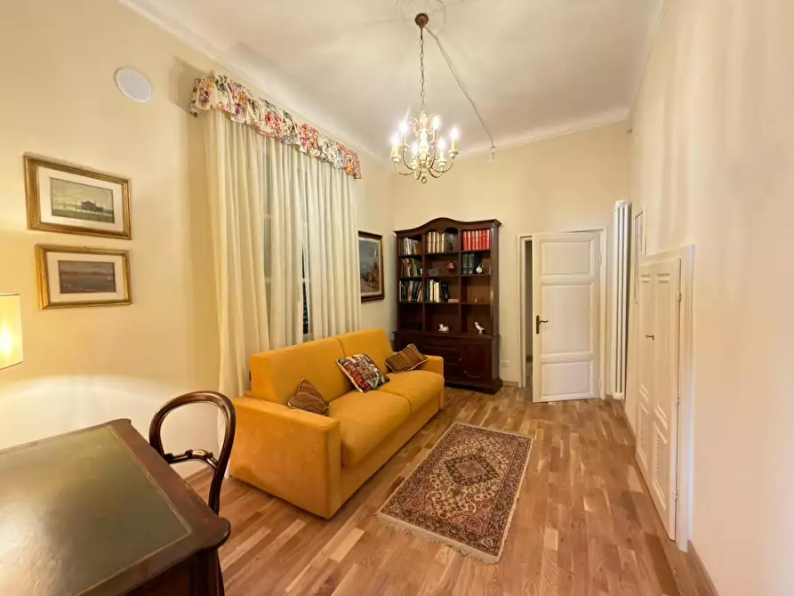 Immagine 25 di Appartamento in affitto  a Lucca